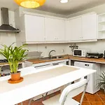 Cozy Private With Patio Appartamento *