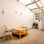 Cozy Private With Patio * Lisbona