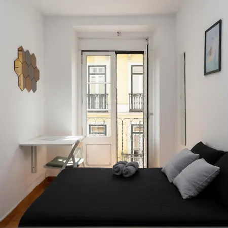 Cozy Private With Patio Lisboa