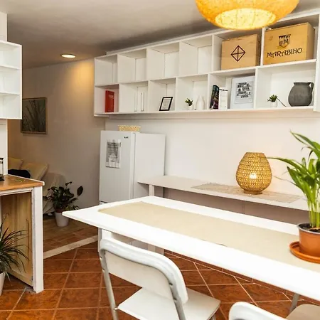 Cozy Private With Patio *