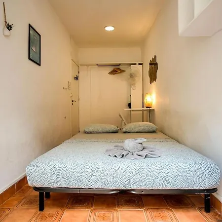 Cozy Private With Patio شقة *