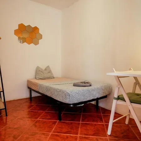 شقة Cozy Private With Patio